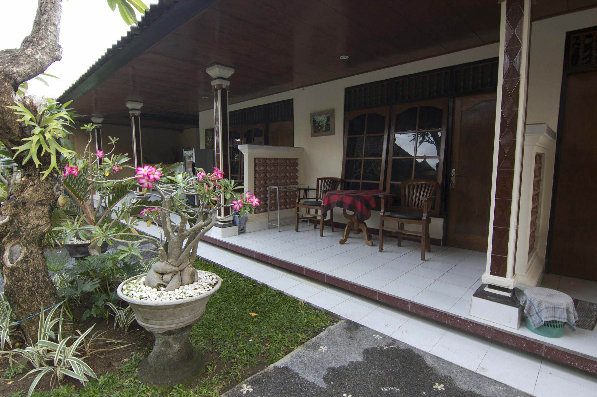 Donna Homestay Sanur Eksteriør billede