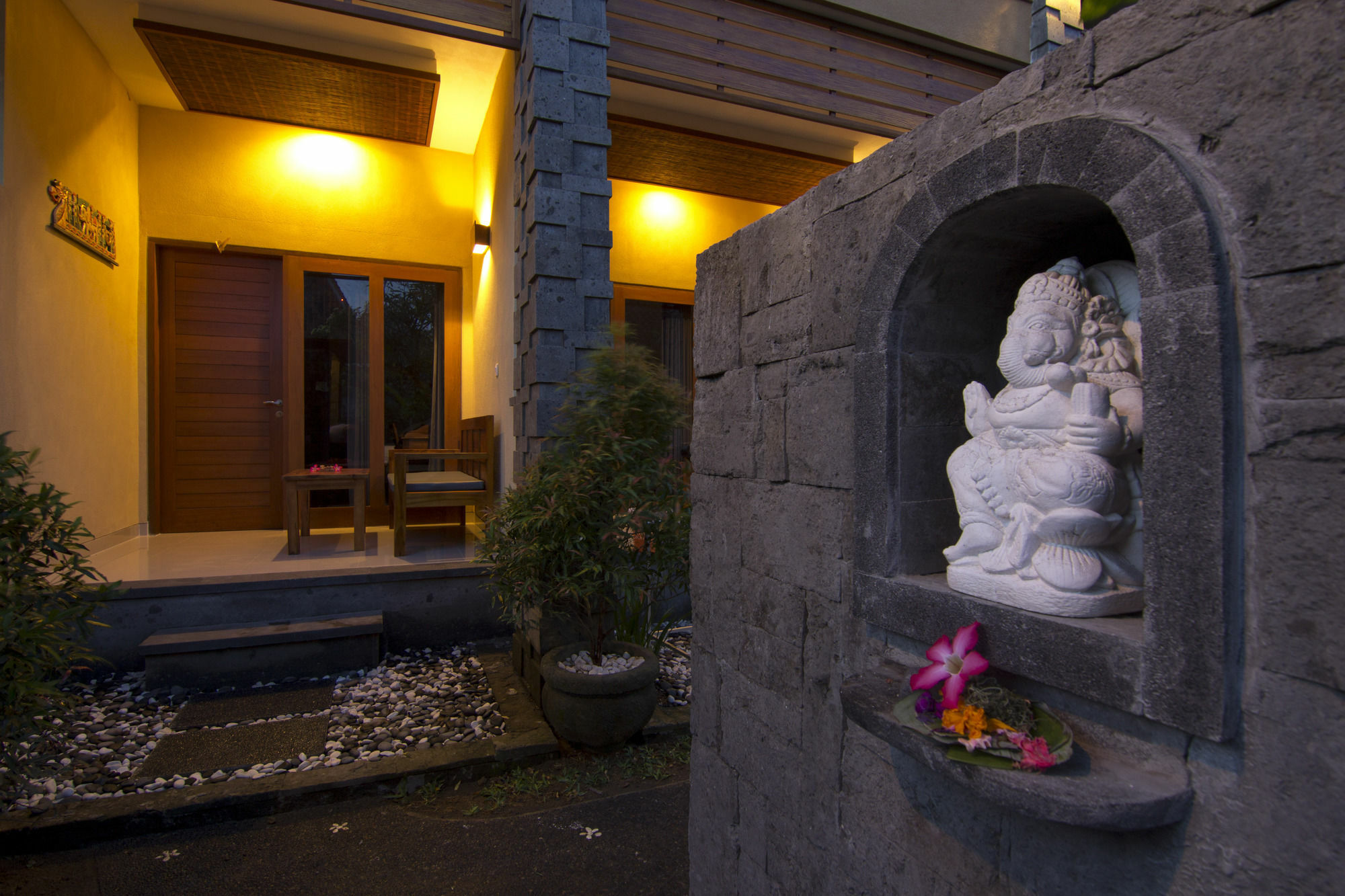 Donna Homestay Sanur Eksteriør billede