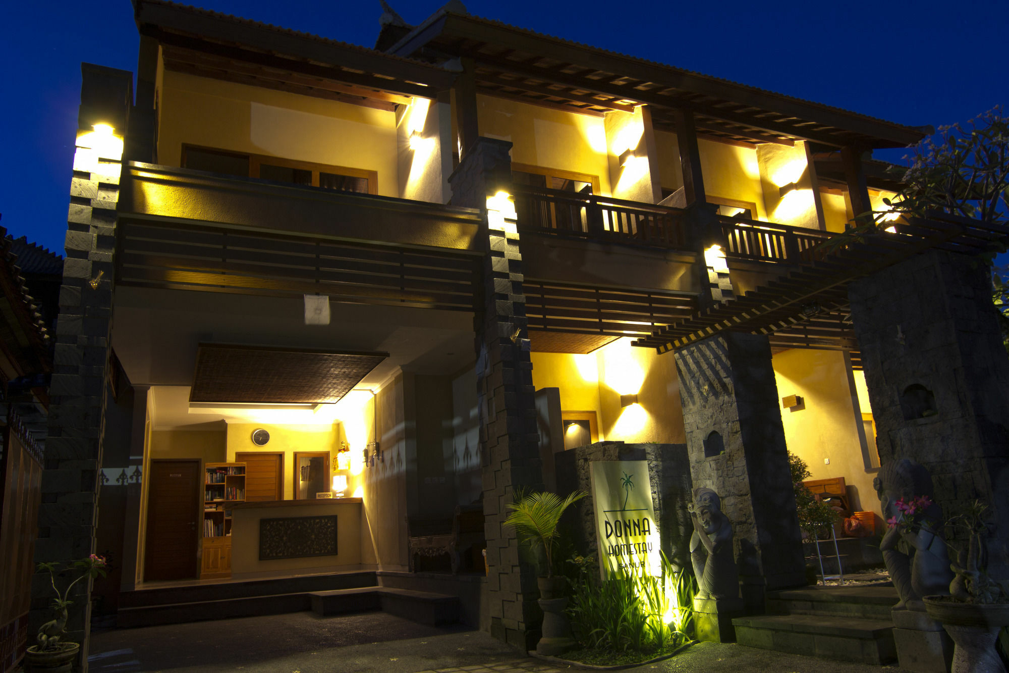 Donna Homestay Sanur Eksteriør billede